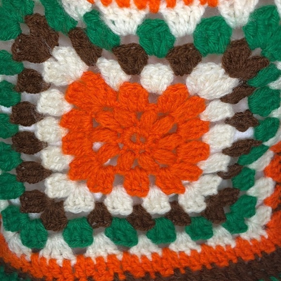 🎉HPx2🎉 Hand knit Fall Vest - Picture 14 of 14